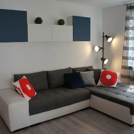 Laguna Apartment